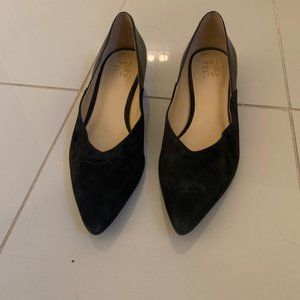 Naturalizer Black shoes , low heel , excellent condition sz 10